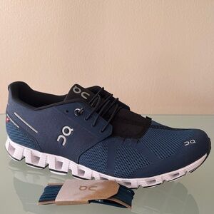 NEW On CLOUD Running Men's Dark Blue Athletic Shoes w/extra laces sz 11 US/45 EU